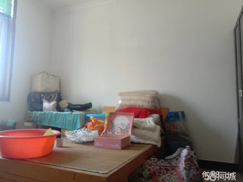 顺和小区联排别墅有院子80平左右业主诚心出售低于市场价10万